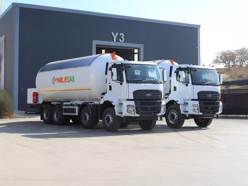 Ford F-Line 4143 LPG Tanker 8x4